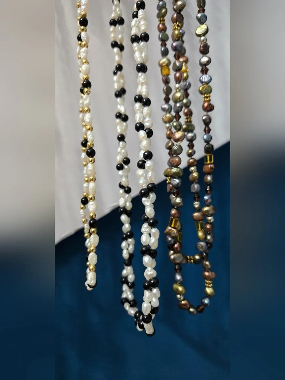 9 Pearls Necklace 2 Bracelets Lot